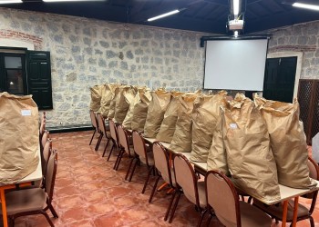 Casi once mil bocadillos para el operativo contra el incendio de Burgohondo, elaborados en Naturávila