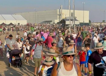 Cerca de nueve mil personas, en el evento EclipsaDOS de Arévalo para presenciar el eclipse total de Sol